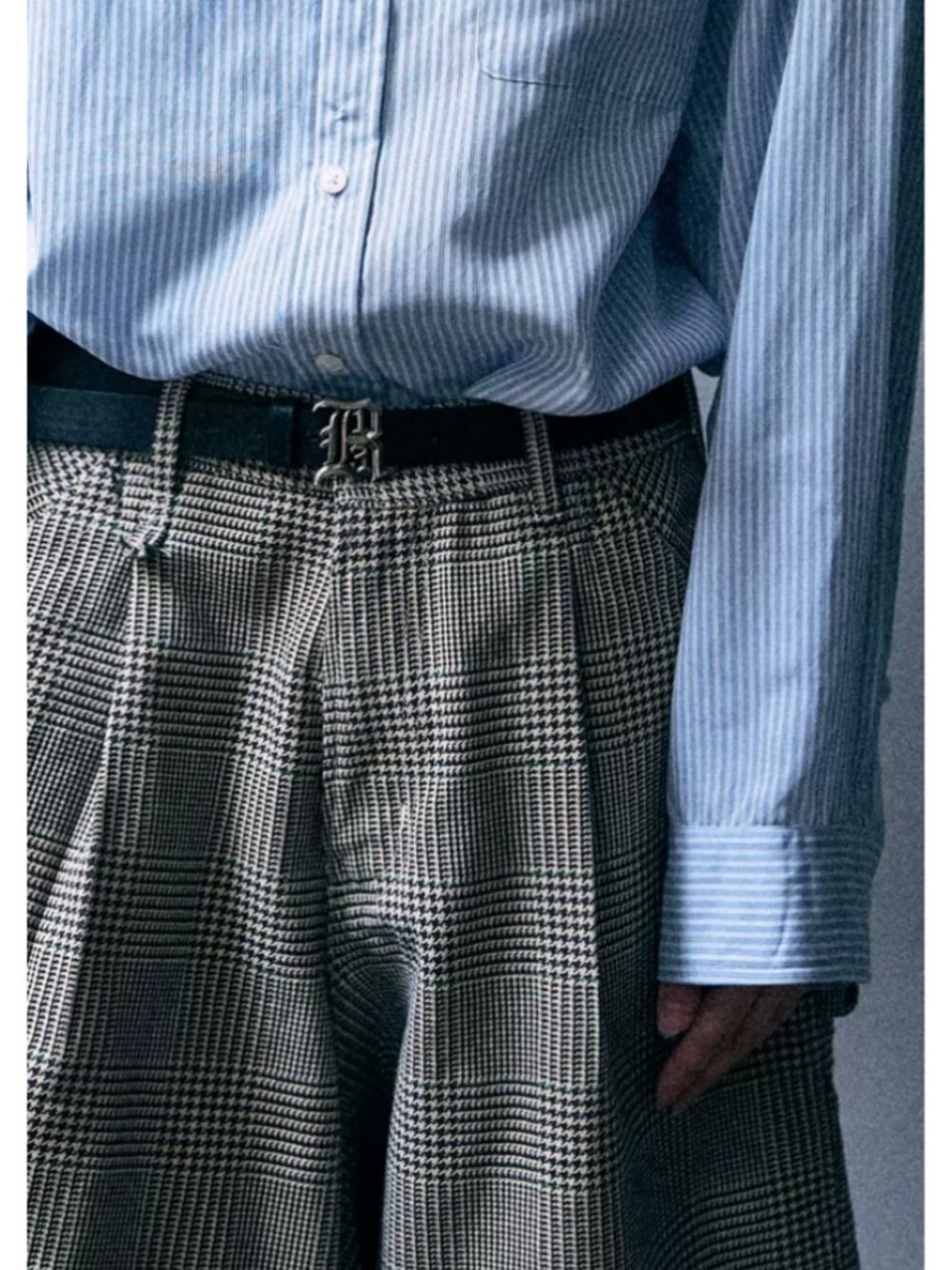 NWT R13 Jesse Carpenter Short - Prince of Wales Grey Check - Picture 4 of 9